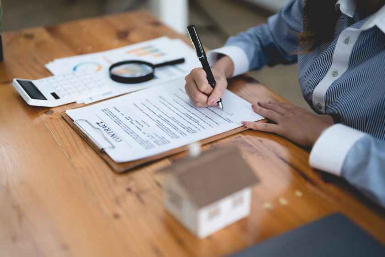 Comment calculer les frais de notaire pour un achat immobilier ? Ne payez pas plus que