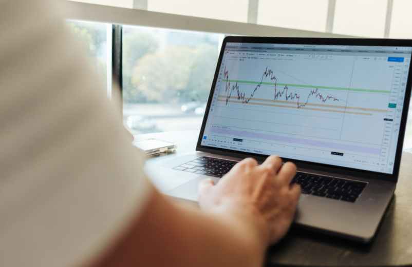 Comprendre l’univers crypto avec Casper et Shiba Inu CommentCalculer.fr