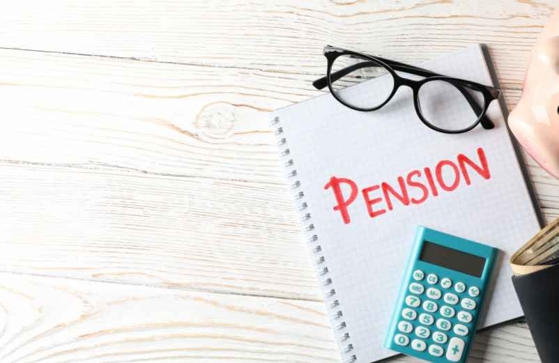 La prise en compte de la carrière et du salaire de base CommentCalculer.fr